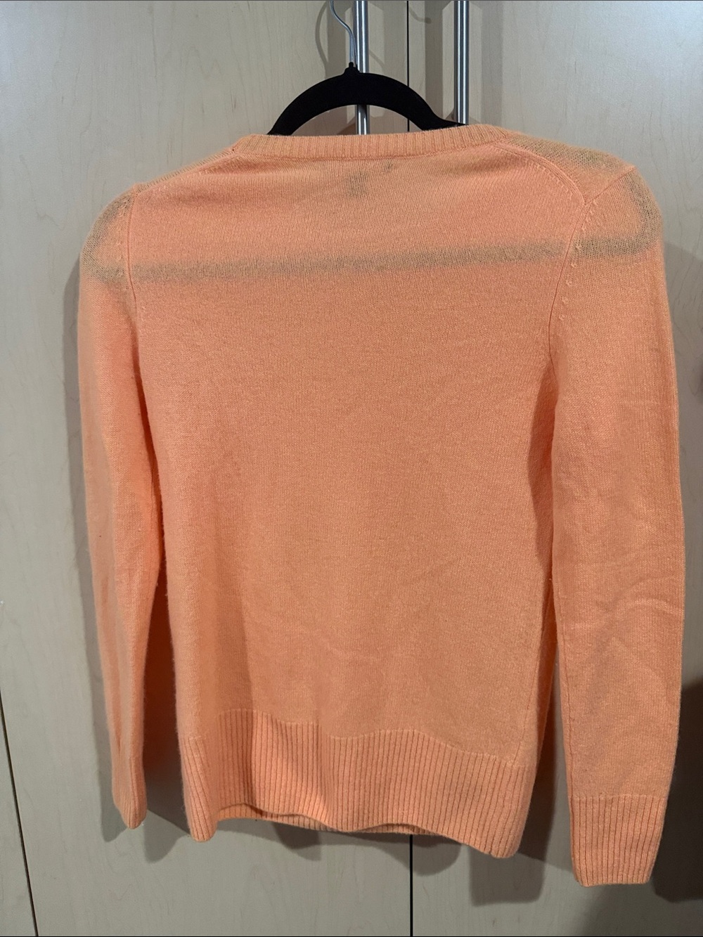 Soft silk blend Saks Fifth Avenue Peach Crewneck Sweater - Picture 4 of 6